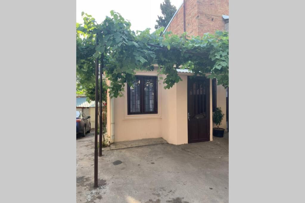 Private House , In The Middle Of The City, In 10 Min. To Fabrika Tiflis Dış mekan fotoğraf